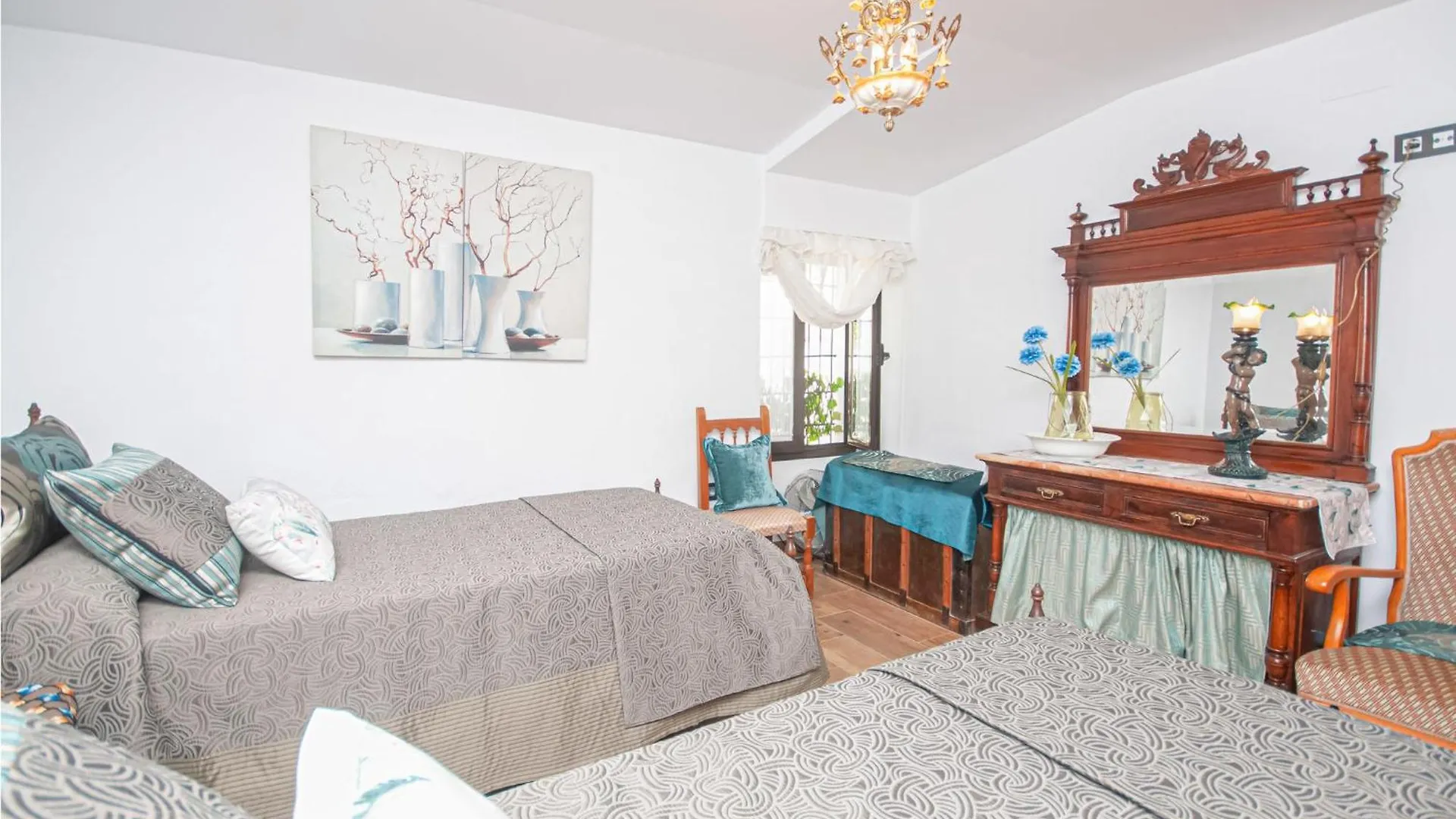 Amazing Apartment In Monterio With Kitchenette Montefrio Spain