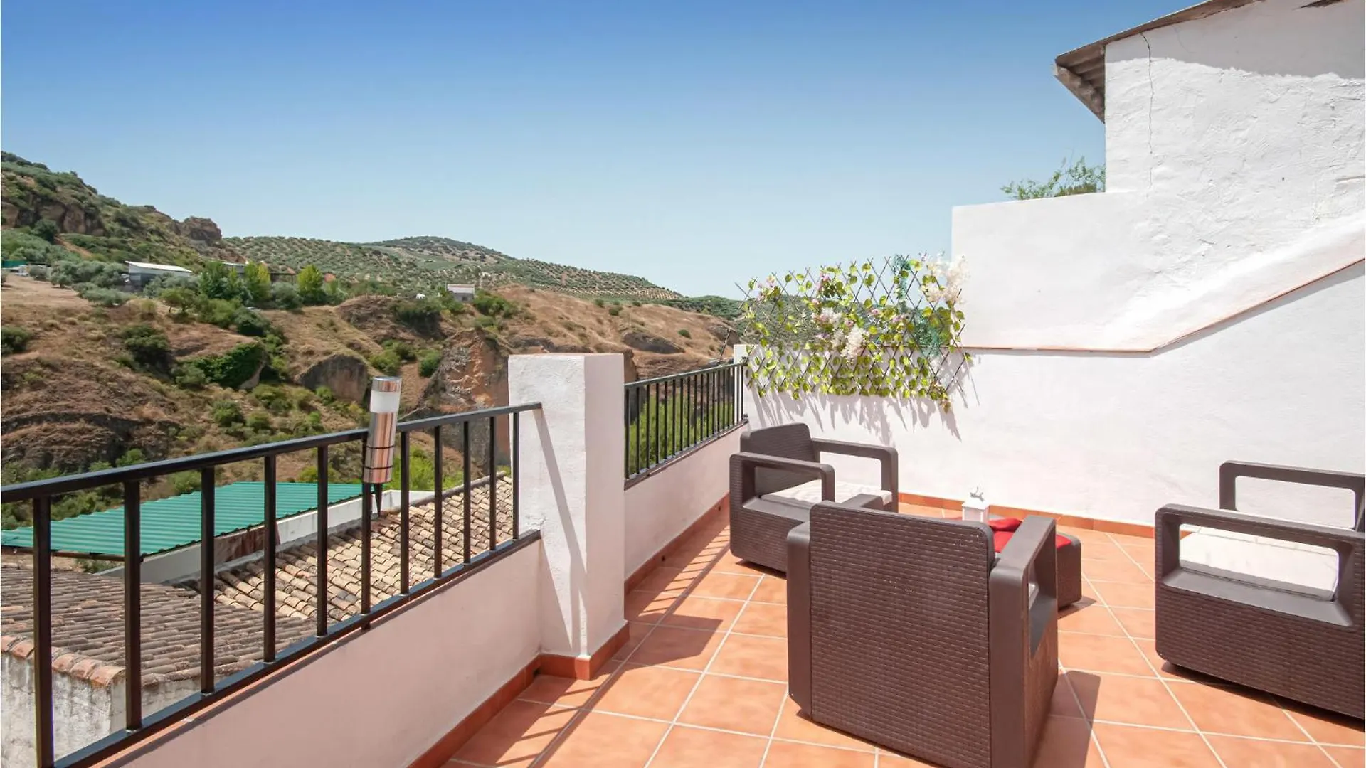 Amazing Apartment In Monterio With Kitchenette Montefrio 0*,